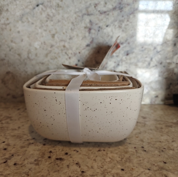 DISNEY PARKS COCO PIXAR KITCHEN BOWLS - Picture 2 of 7